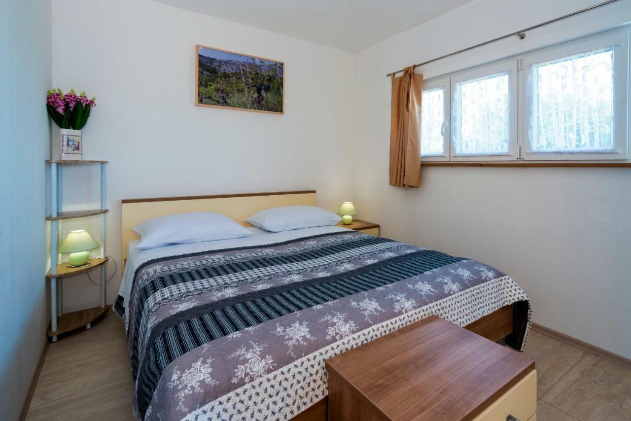 Apartments Intrada ポドストラナ エクステリア 写真