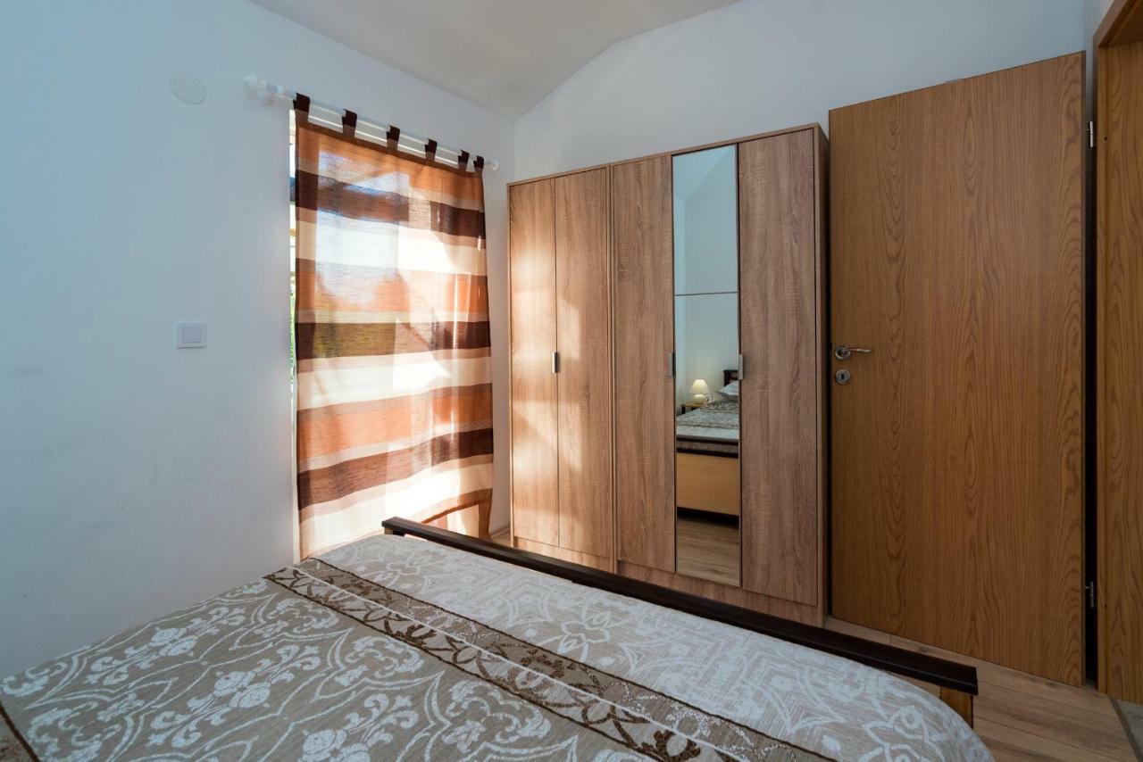 Apartments Intrada ポドストラナ エクステリア 写真